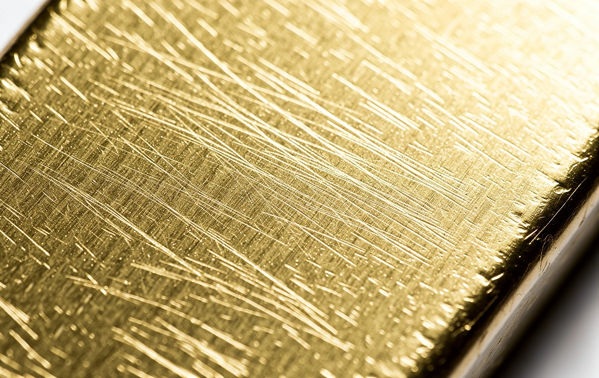 Detalle de precisión metálica